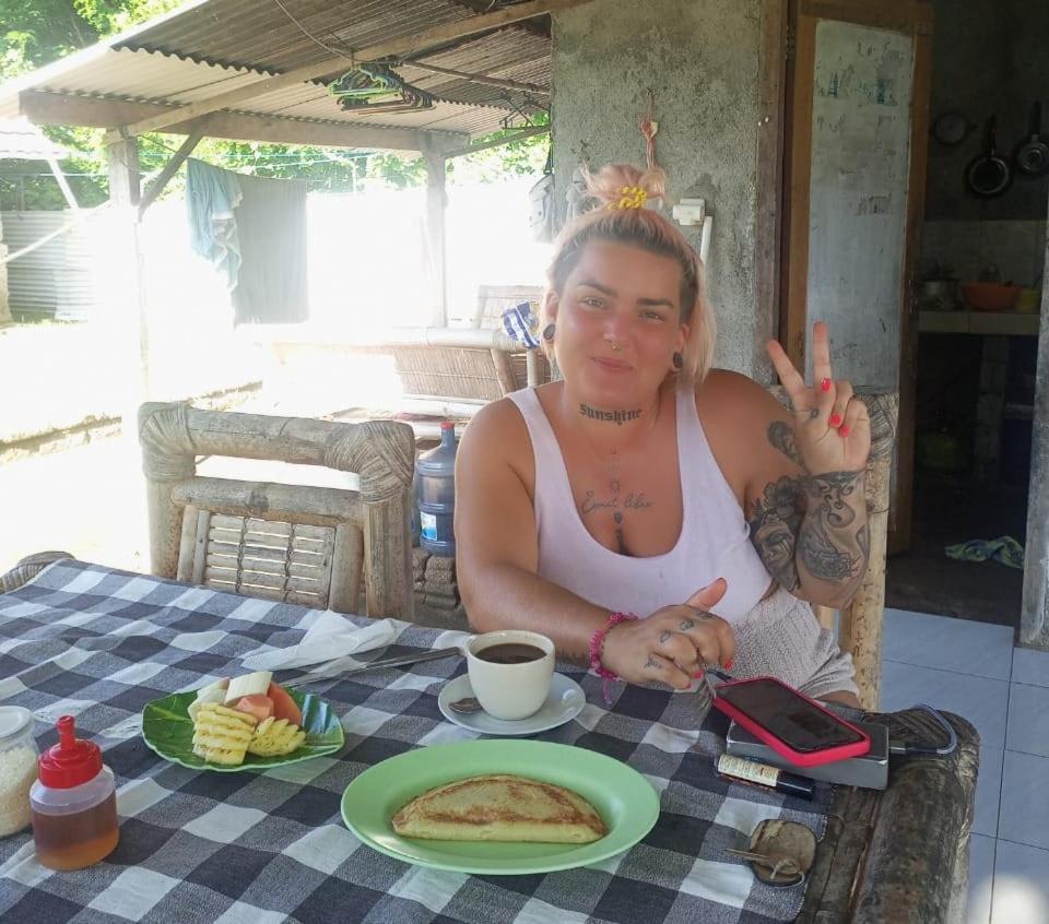 Dinoyin Bungalows Gili Meno Exterior foto