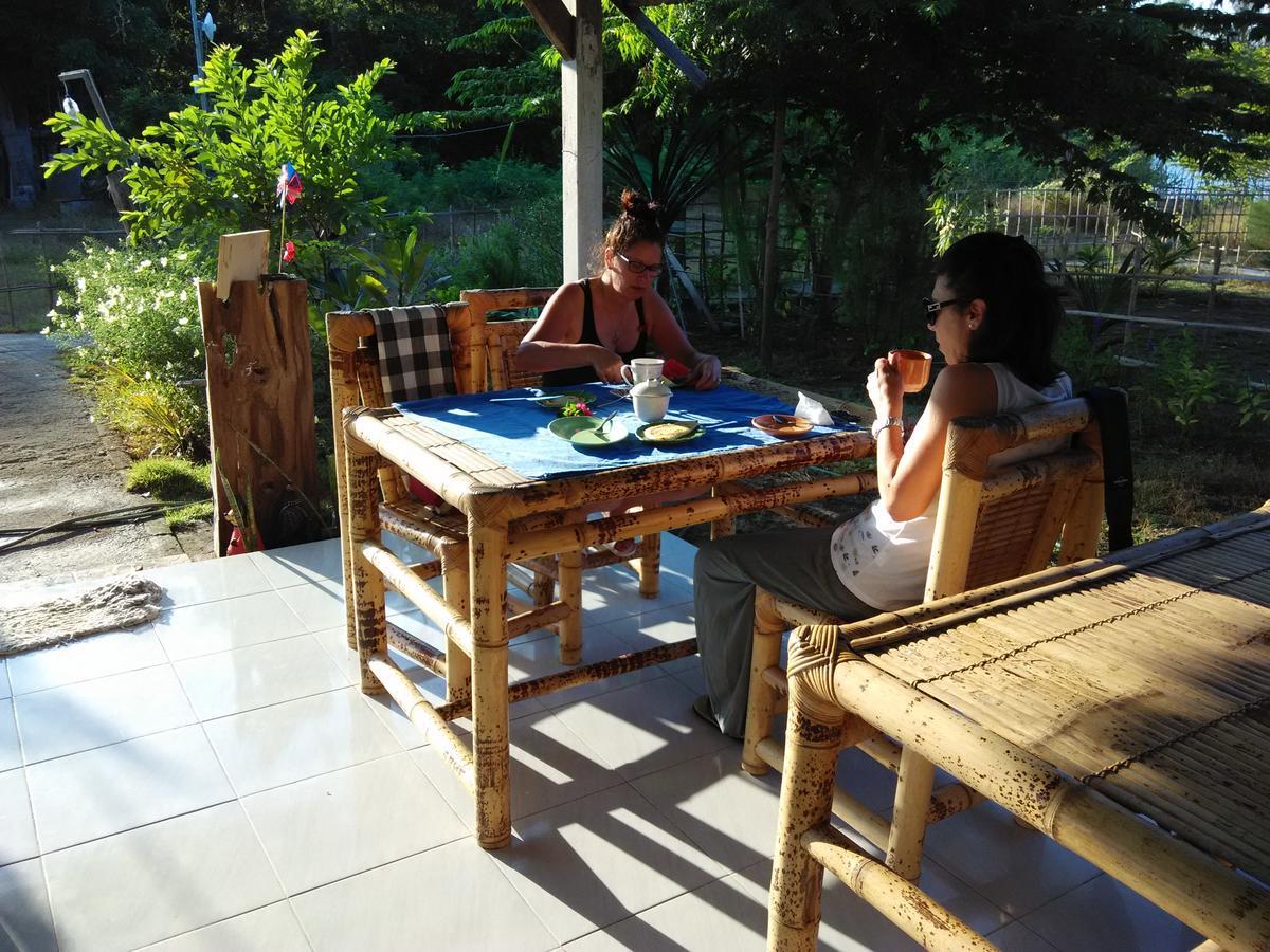 Dinoyin Bungalows Gili Meno Exterior foto